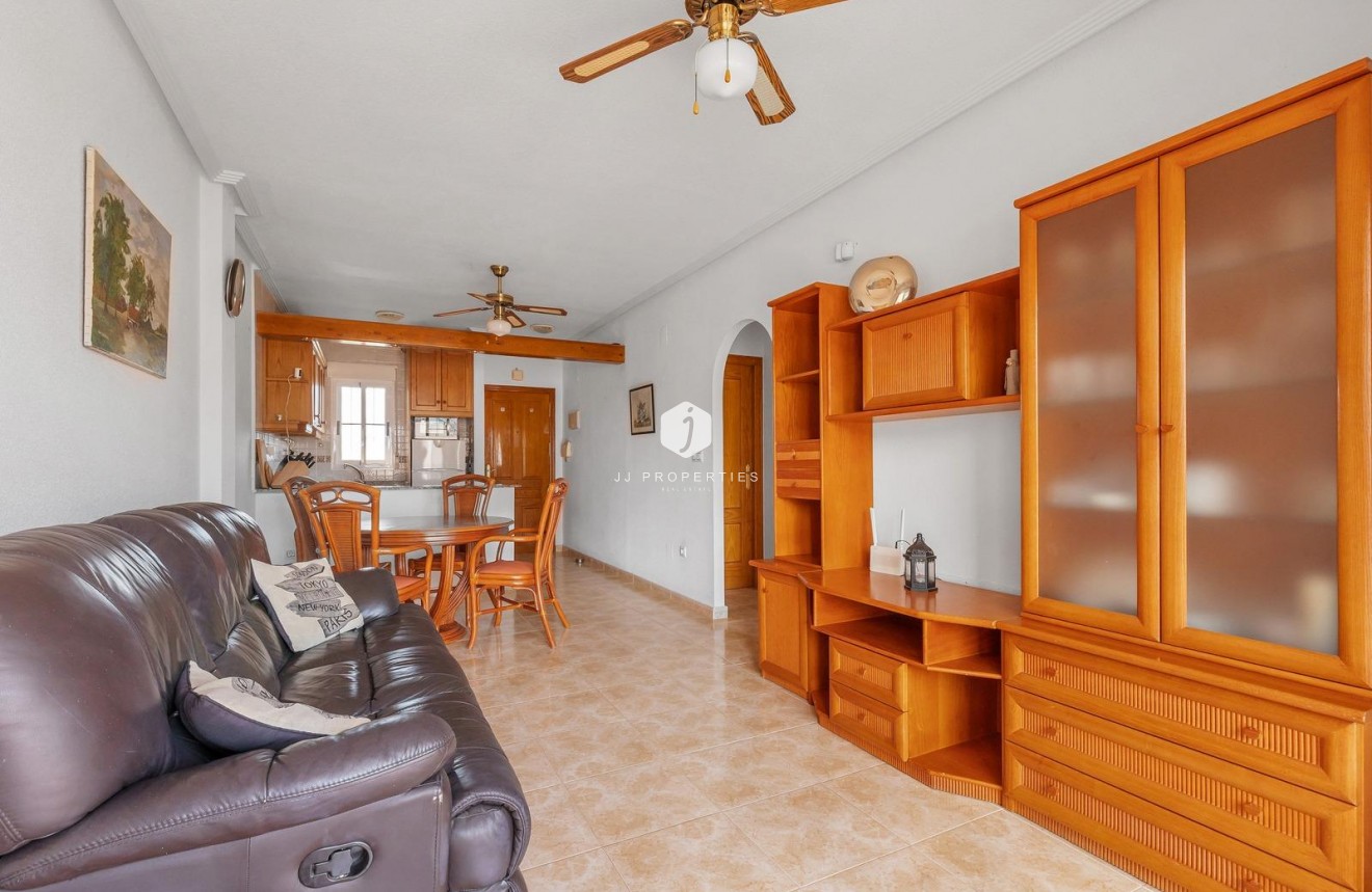 Segunda mano - Apartamento / piso -
Orihuela Costa - Villamartín