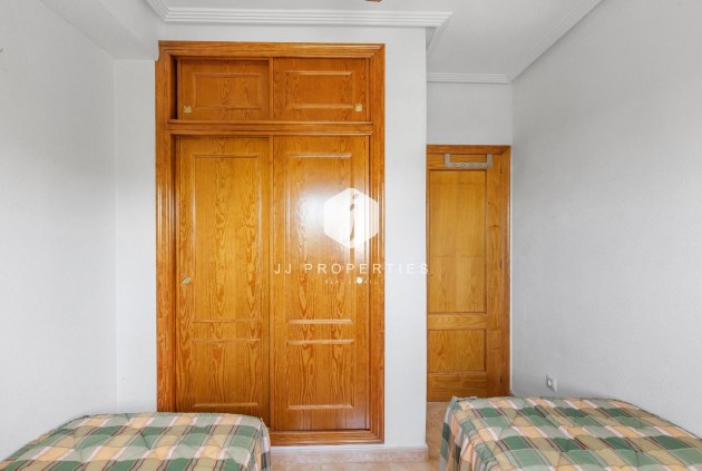 Segunda mano - Apartamento / piso -
Orihuela Costa - Villamartín