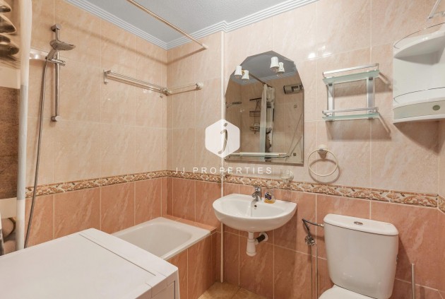 Segunda mano - Apartamento / piso -
Orihuela Costa - Villamartín