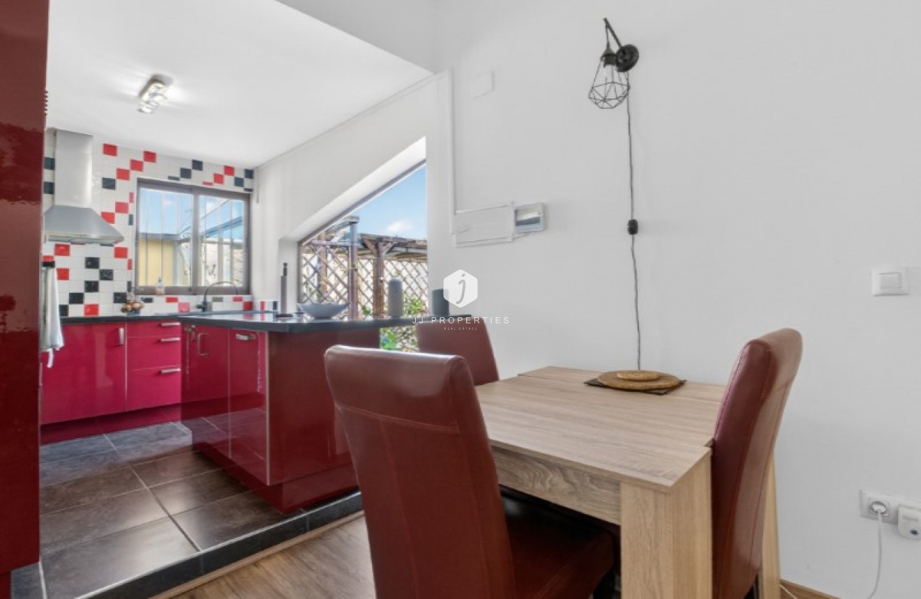 D'occasion - Villa -
Torrevieja - Costa Blanca