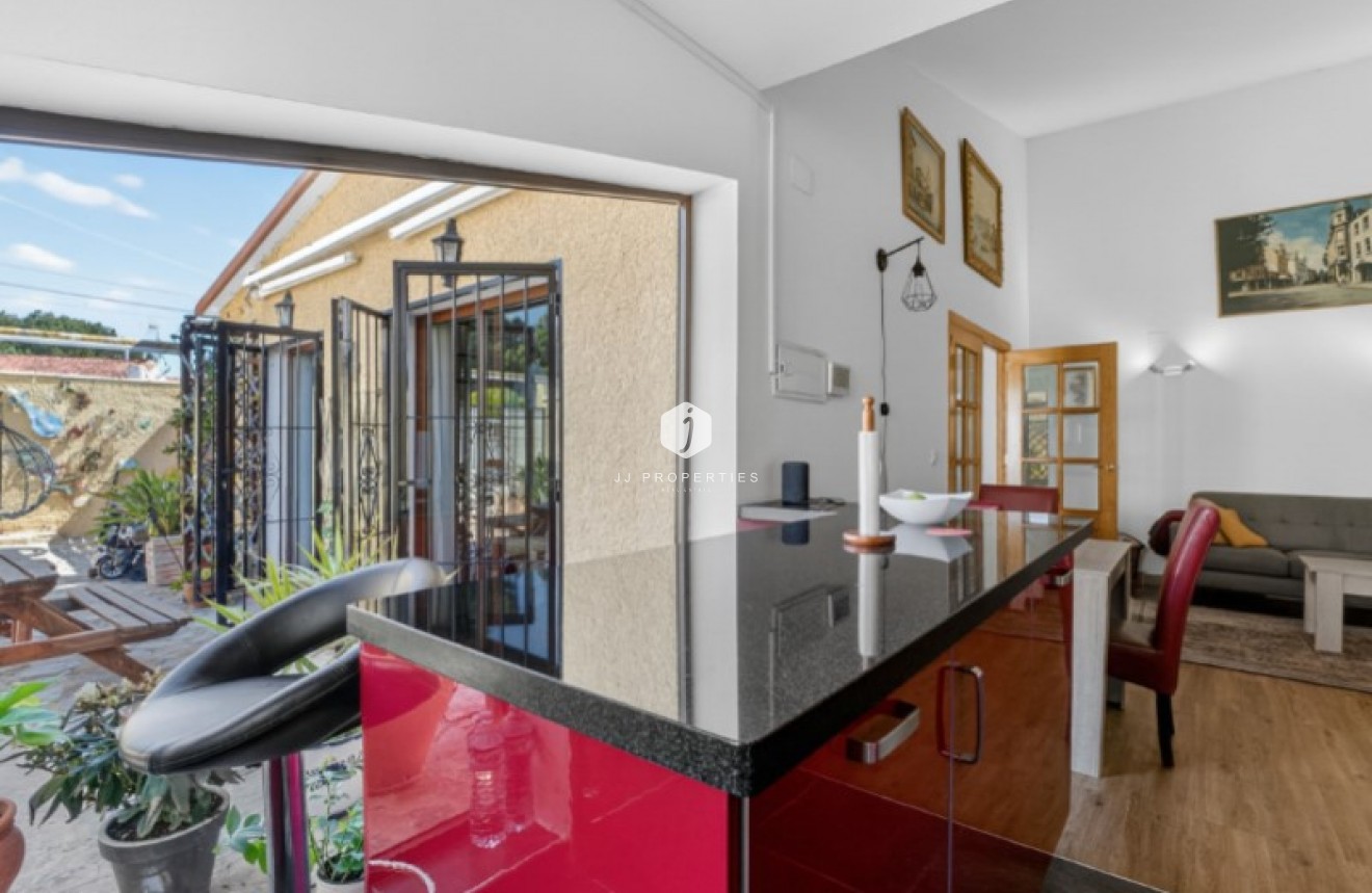 D'occasion - Villa -
Torrevieja - Costa Blanca