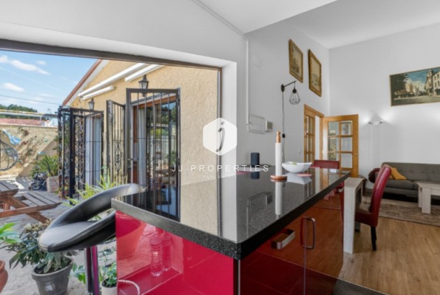 D'occasion - Villa -
Torrevieja - Costa Blanca