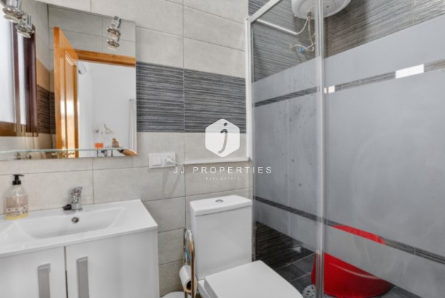 D'occasion - Villa -
Torrevieja - Costa Blanca