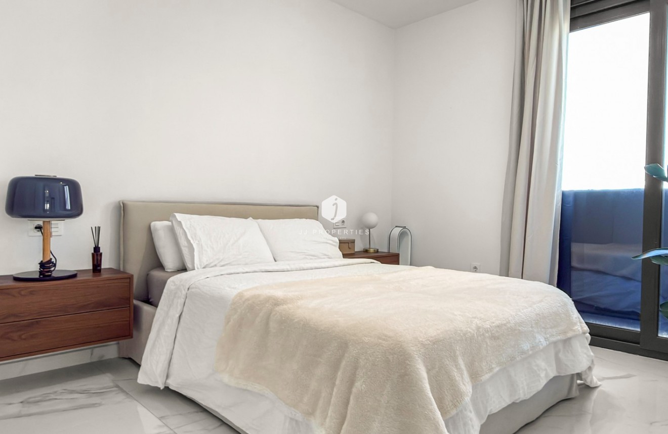 Resale - Apartment / flat -
Orihuela Costa - Costa Blanca