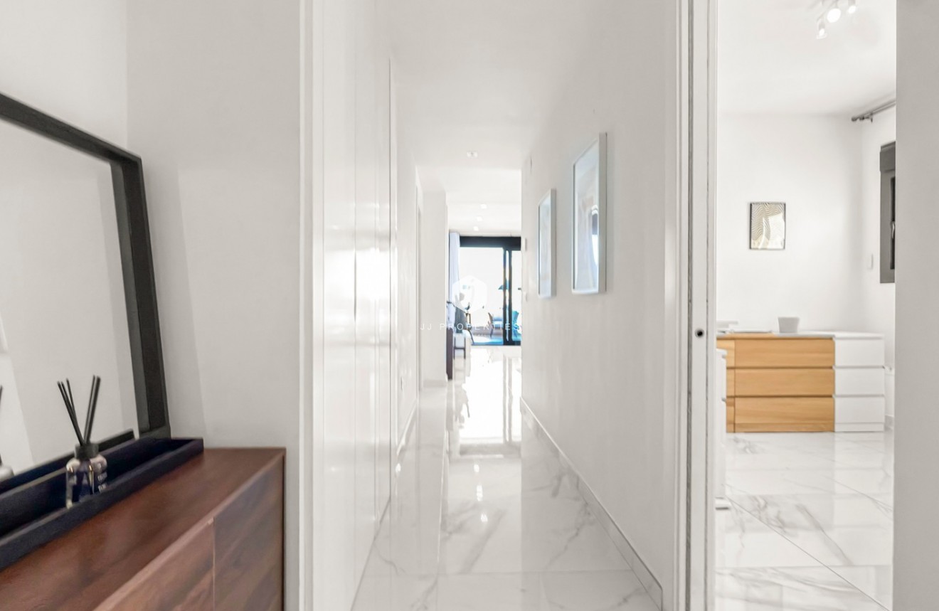 Resale - Apartment / flat -
Orihuela Costa - Costa Blanca