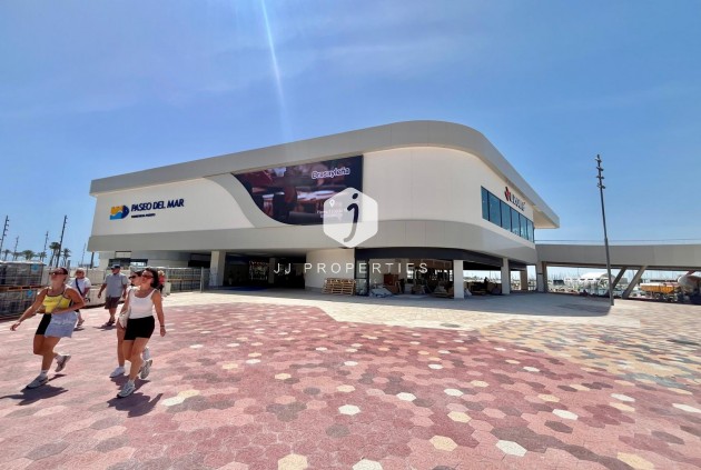 Z drugiej ręki - Mieszkanie w bloku -
Torrevieja - Centro
