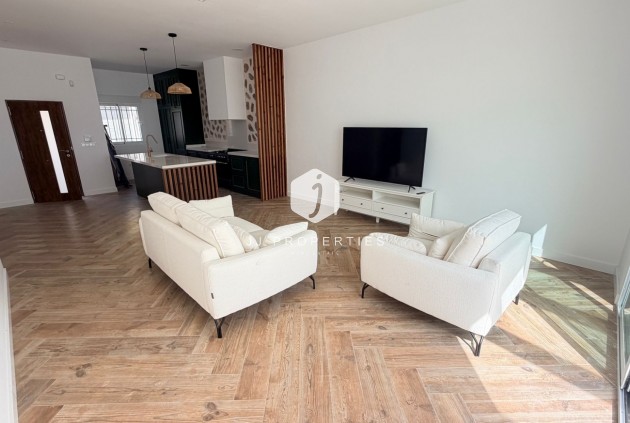 Resale - Chalet -
Catral - Costa Blanca