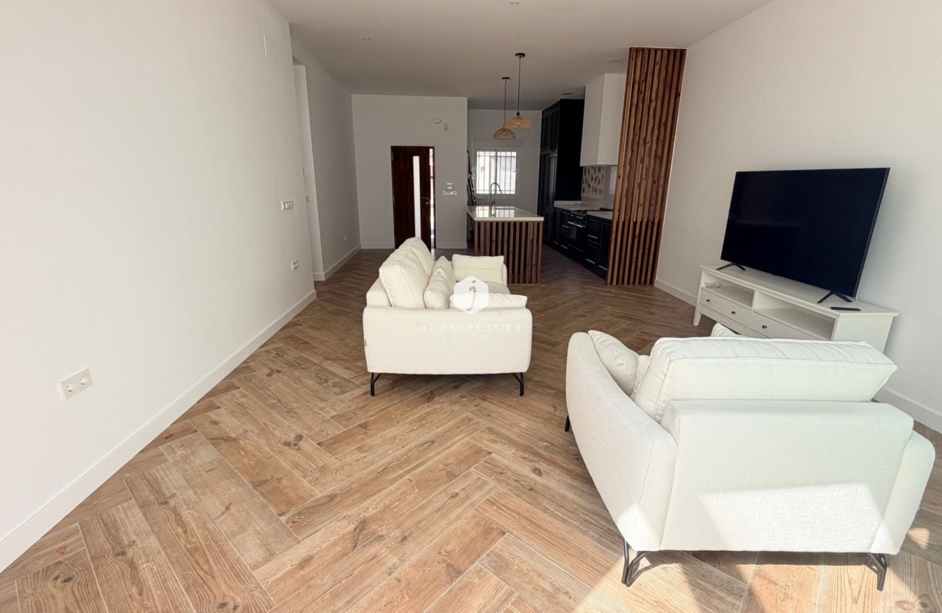Resale - Chalet -
Catral - Costa Blanca