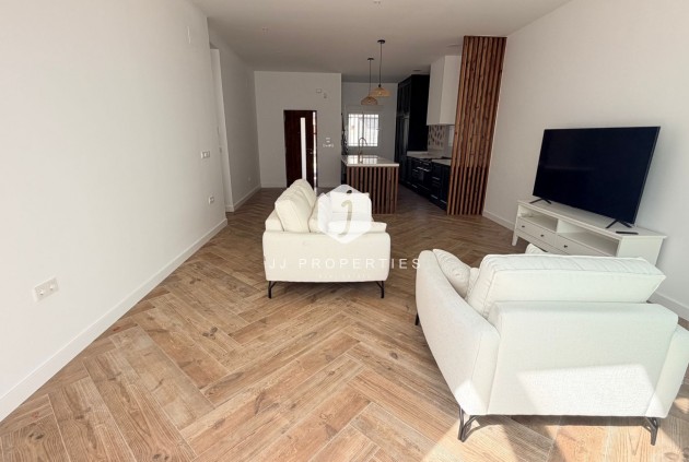 Resale - Chalet -
Catral - Costa Blanca