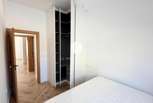 Resale - Chalet -
Catral - Costa Blanca