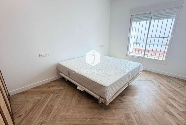 Resale - Chalet -
Catral - Costa Blanca