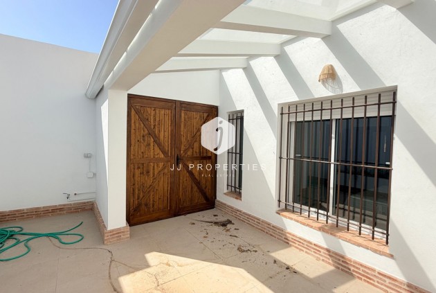 Resale - Chalet -
Catral - Costa Blanca