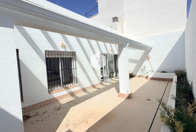 Resale - Chalet -
Catral - Costa Blanca