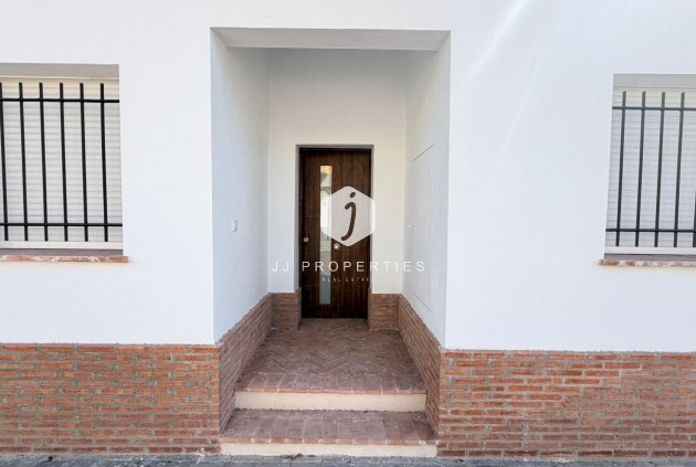 Resale - Chalet -
Catral - Costa Blanca