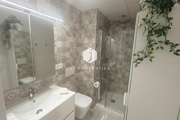 Segunda mano - Apartamento / piso -
Los Altos - Costa Blanca