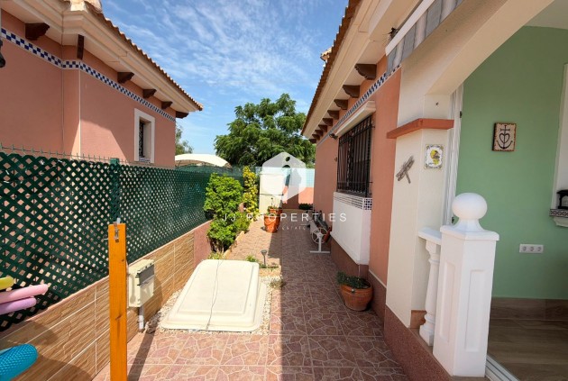 Tweedehands - Villa -
Los Montesinos - Costa Blanca