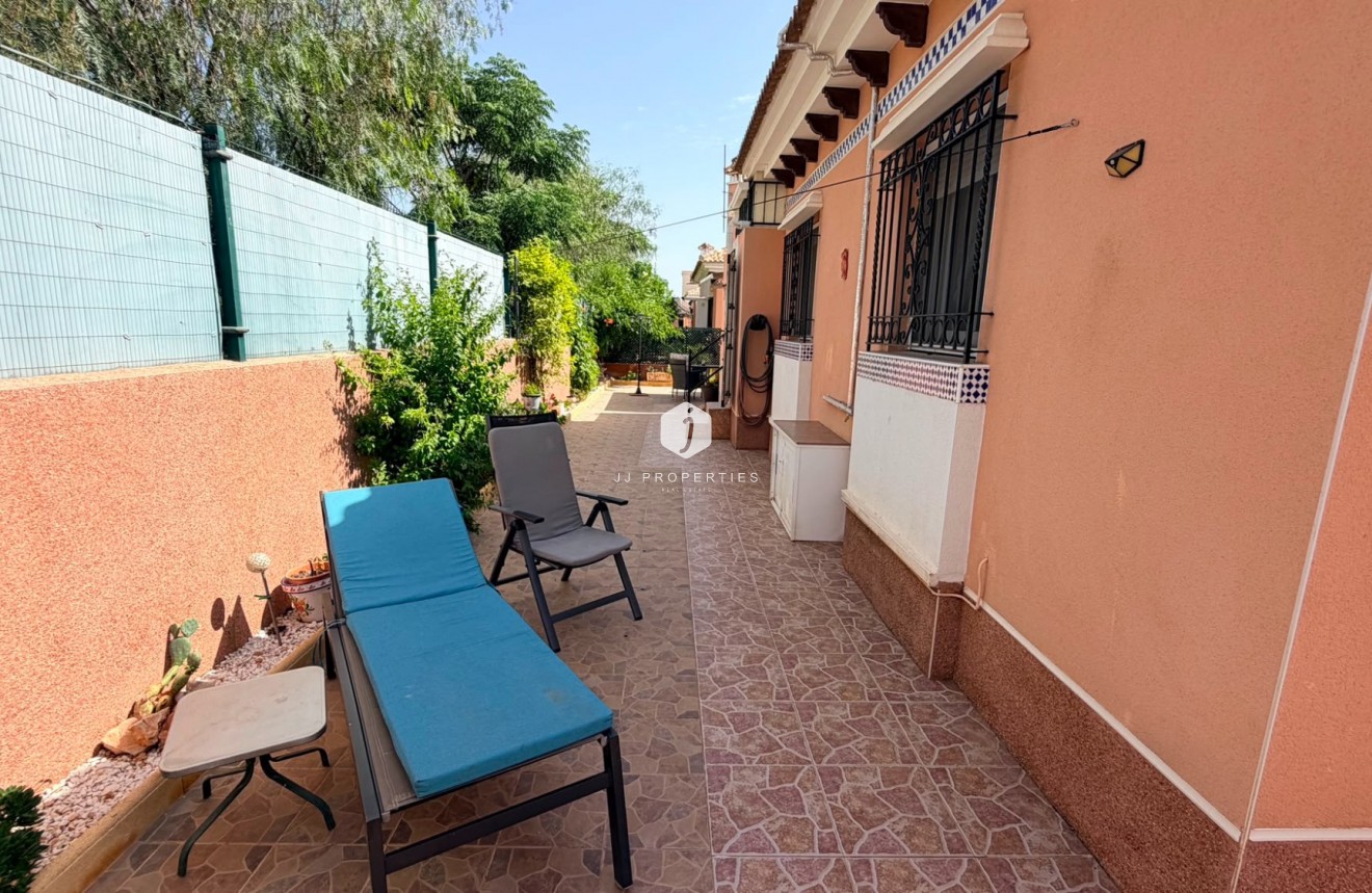Tweedehands - Villa -
Los Montesinos - Costa Blanca