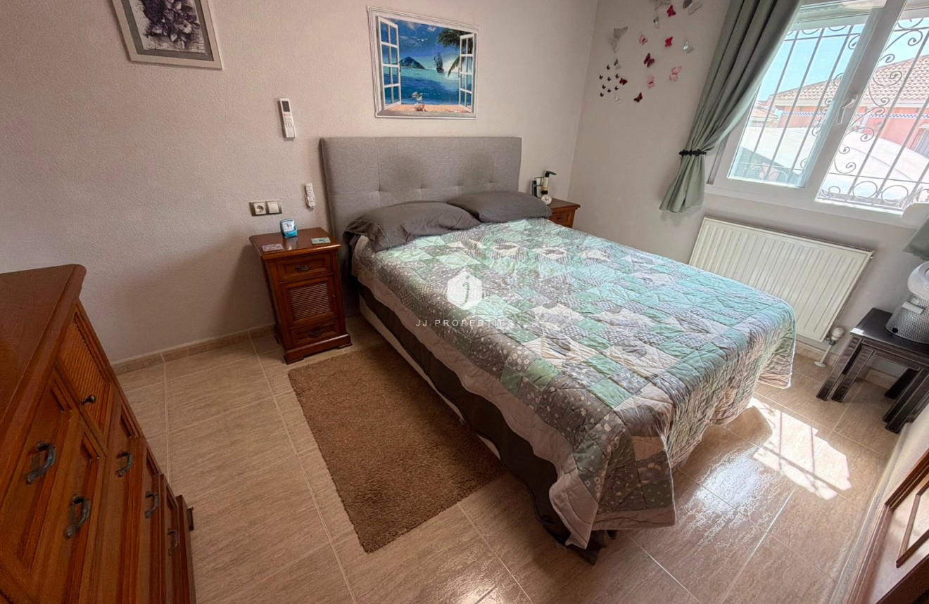 Tweedehands - Villa -
Los Montesinos - Costa Blanca