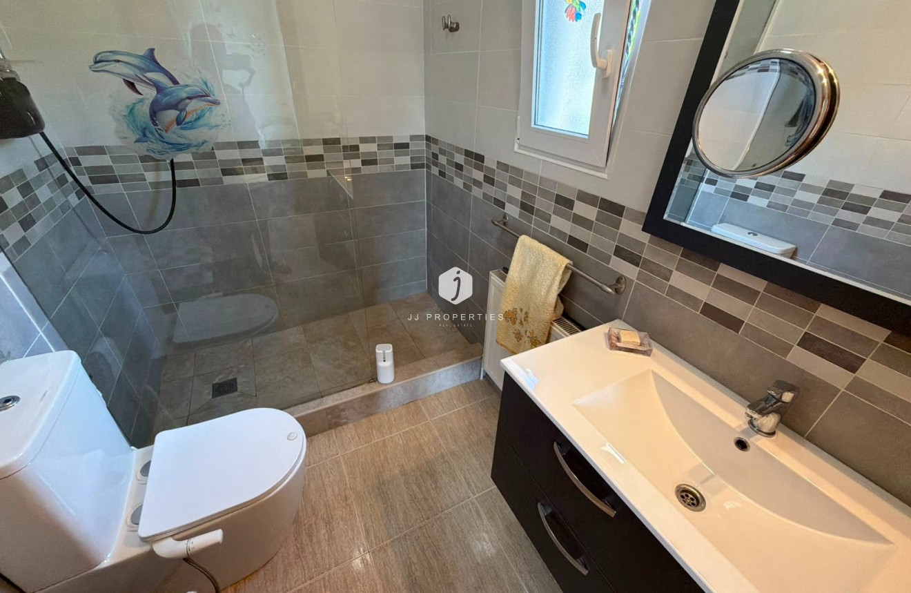 Tweedehands - Villa -
Los Montesinos - Costa Blanca