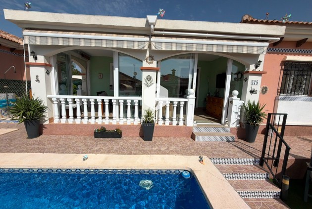 Tweedehands - Villa -
Los Montesinos - Costa Blanca