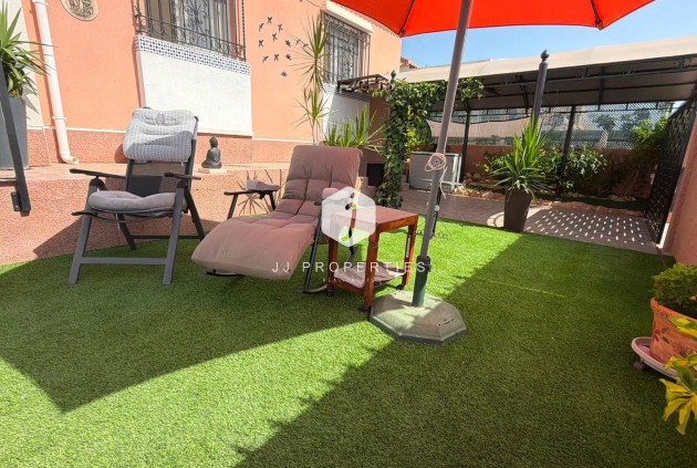 Tweedehands - Villa -
Los Montesinos - Costa Blanca