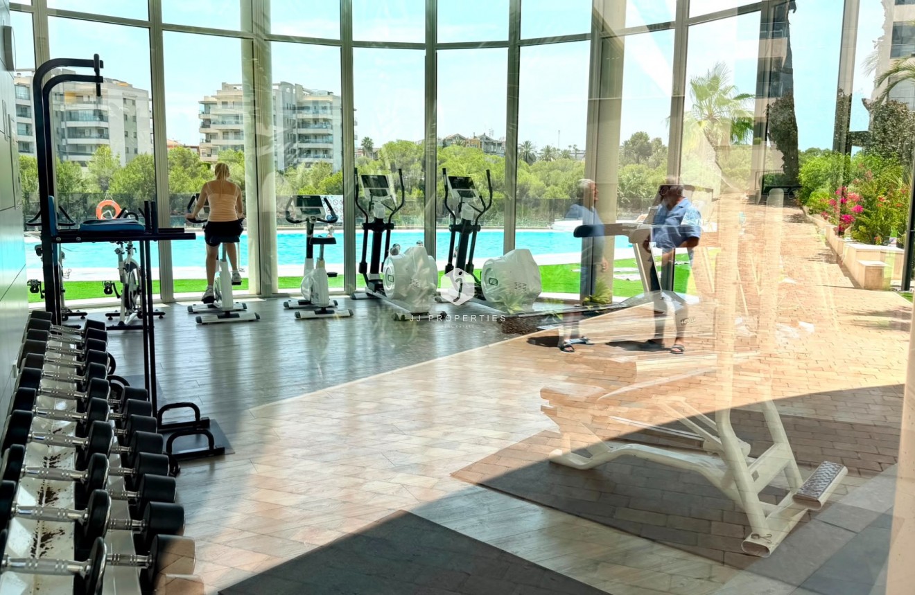 Resale - Apartment / flat -
Orihuela Costa - Costa Blanca