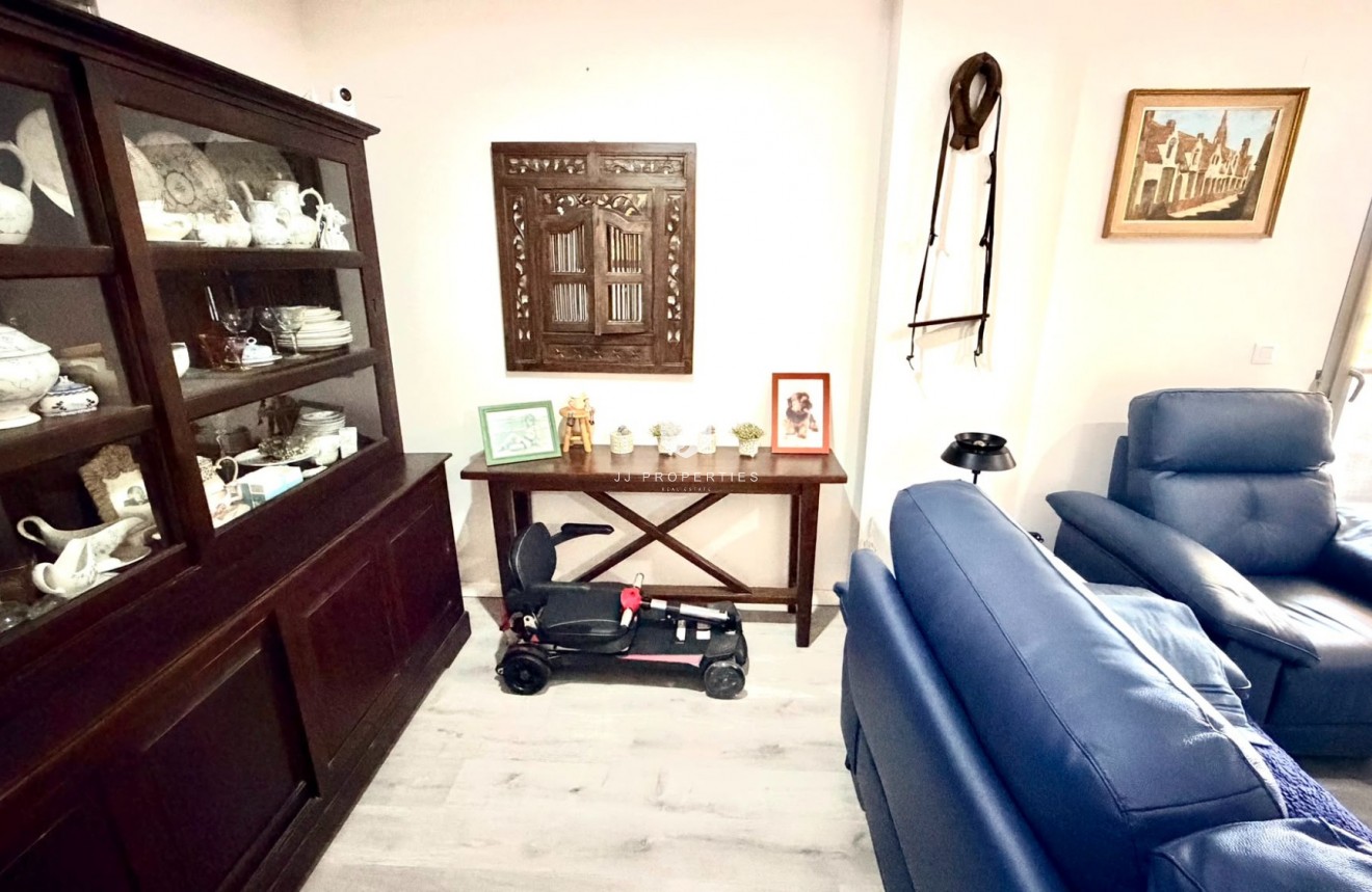 Resale - Apartment / flat -
Orihuela Costa - Costa Blanca