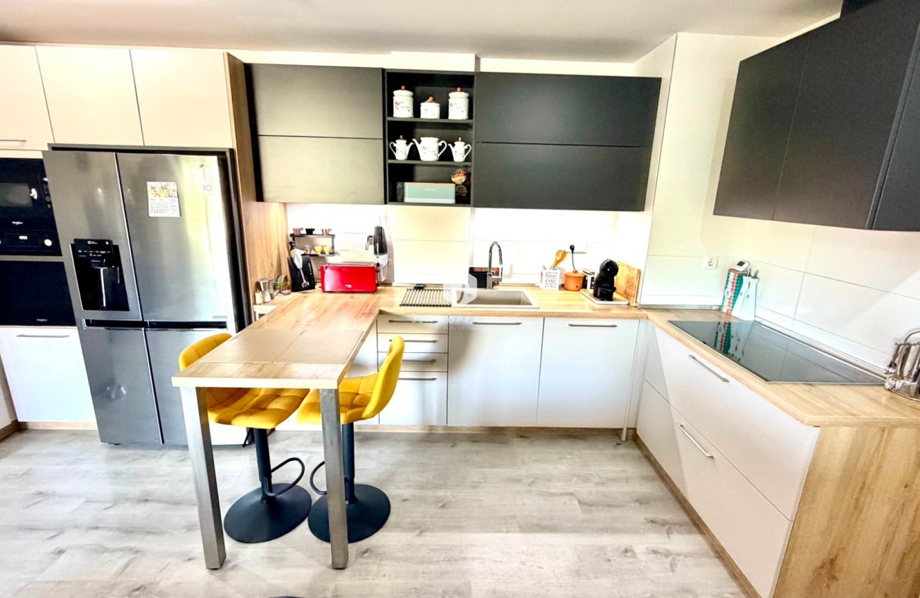 Resale - Apartment / flat -
Orihuela Costa - Costa Blanca