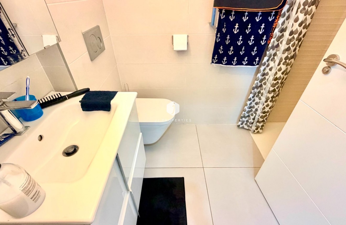 Resale - Apartment / flat -
Orihuela Costa - Costa Blanca