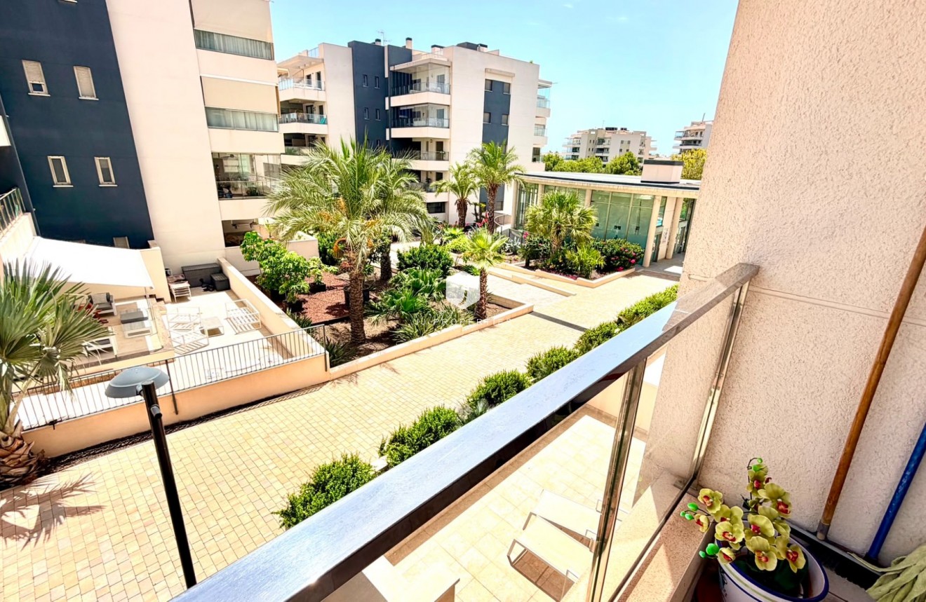 Resale - Apartment / flat -
Orihuela Costa - Costa Blanca