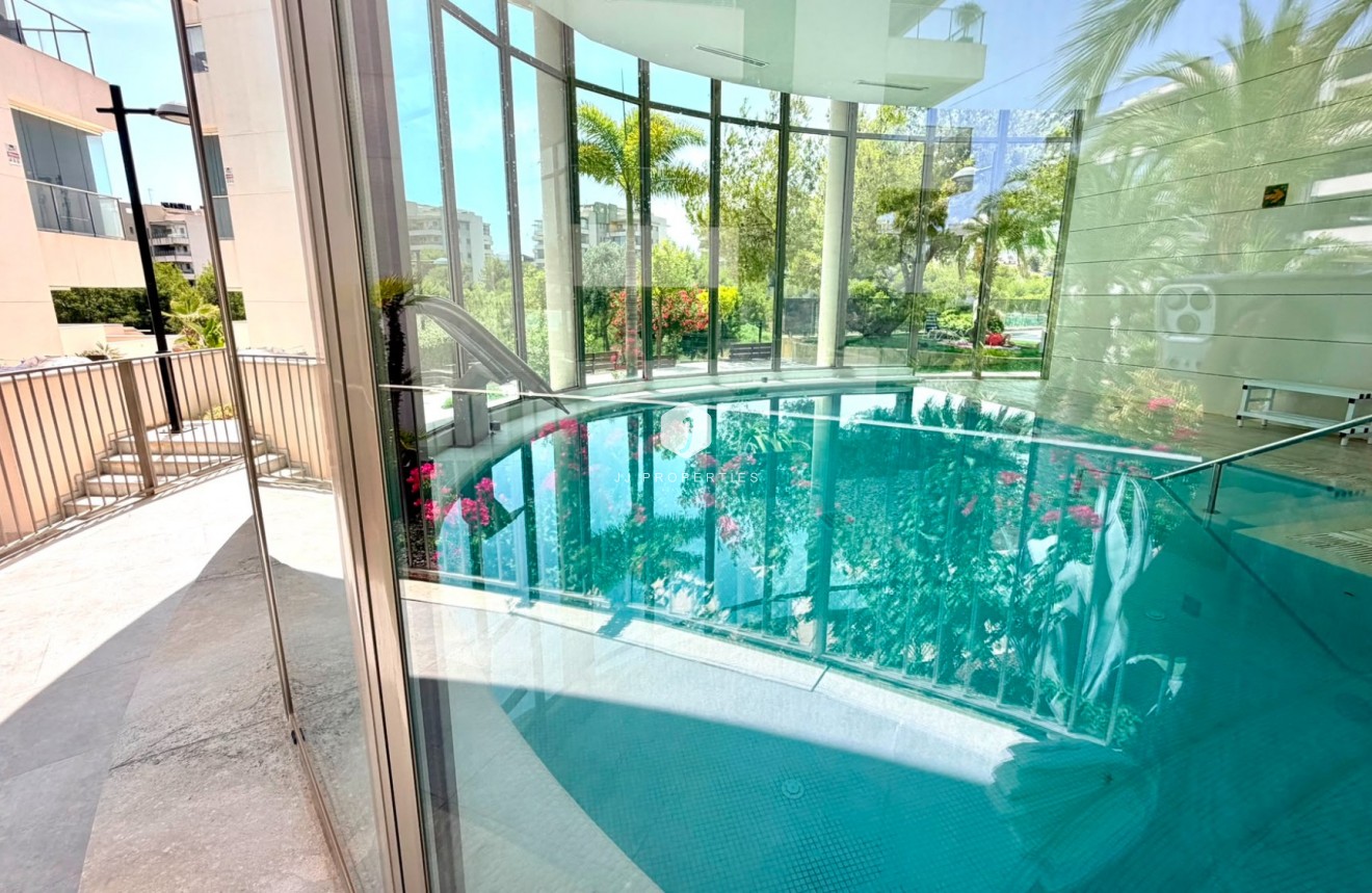 Resale - Apartment / flat -
Orihuela Costa - Costa Blanca