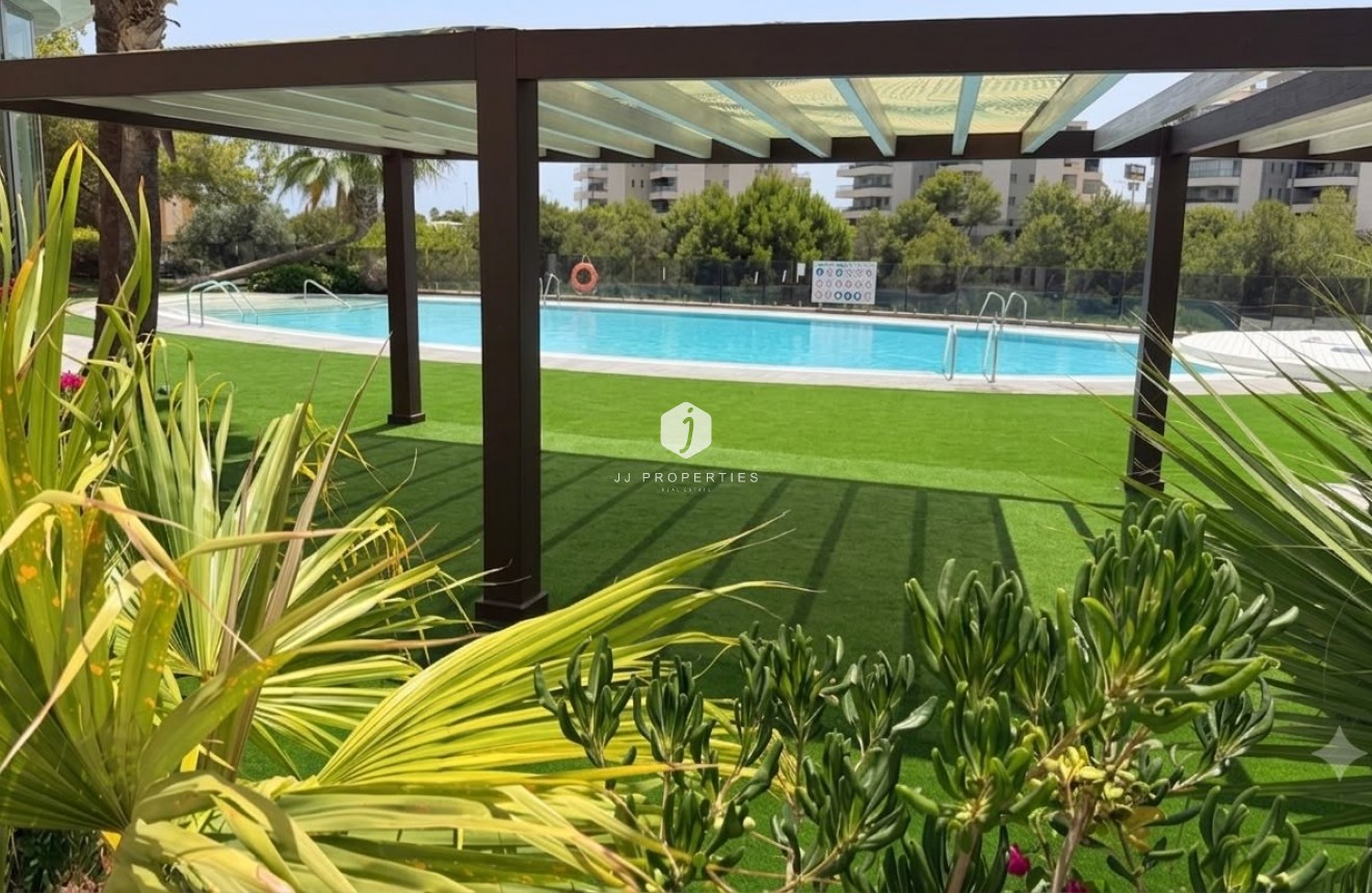 Resale - Apartment / flat -
Orihuela Costa - Costa Blanca