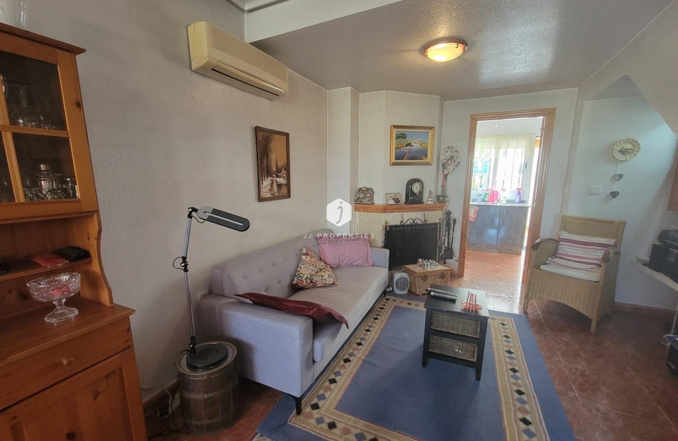 Aus zweiter Hand - Chalet -
Orihuela Costa - Playa Flamenca