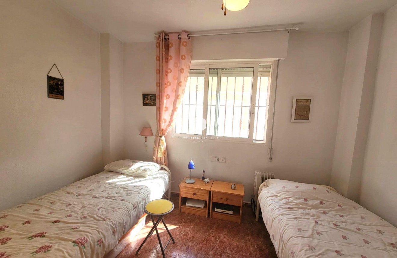 Aus zweiter Hand - Chalet -
Orihuela Costa - Playa Flamenca