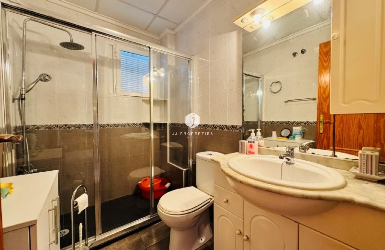 Resale - Apartment / flat -
La Mata - Costa Blanca