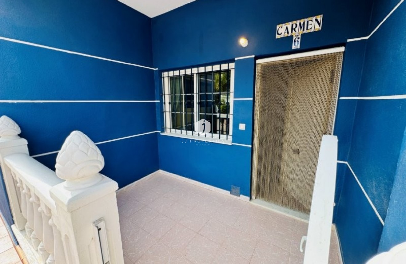 Aus zweiter Hand - Wohnung -
La Mata - Costa Blanca
