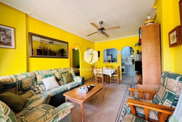 Aus zweiter Hand - Wohnung -
La Mata - Costa Blanca