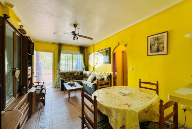 Aus zweiter Hand - Wohnung -
La Mata - Costa Blanca