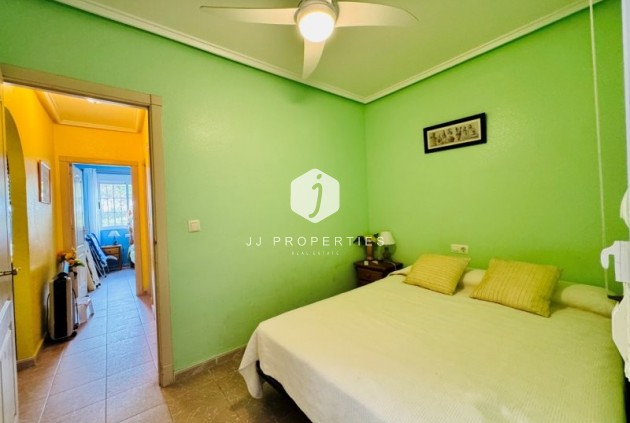 Aus zweiter Hand - Wohnung -
La Mata - Costa Blanca