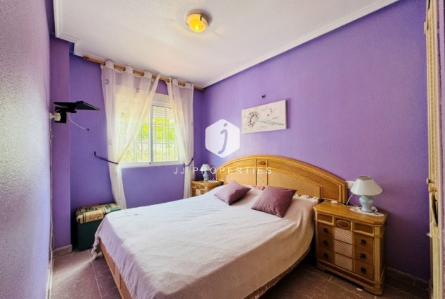 Aus zweiter Hand - Wohnung -
La Mata - Costa Blanca