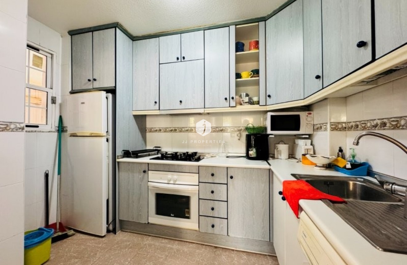 Aus zweiter Hand - Wohnung -
La Mata - Costa Blanca