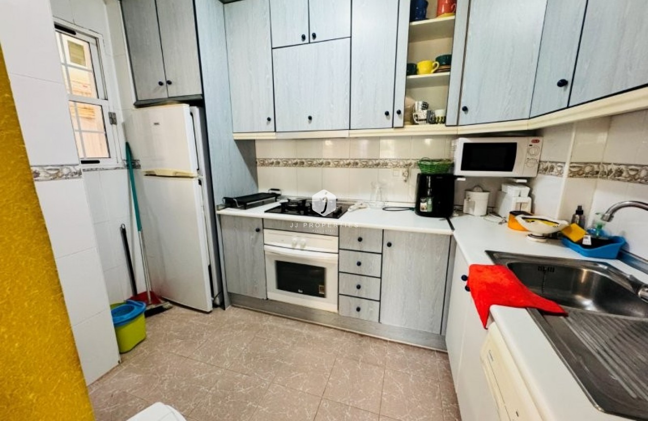 Aus zweiter Hand - Wohnung -
La Mata - Costa Blanca