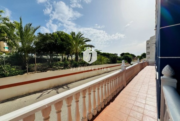 Aus zweiter Hand - Wohnung -
La Mata - Costa Blanca