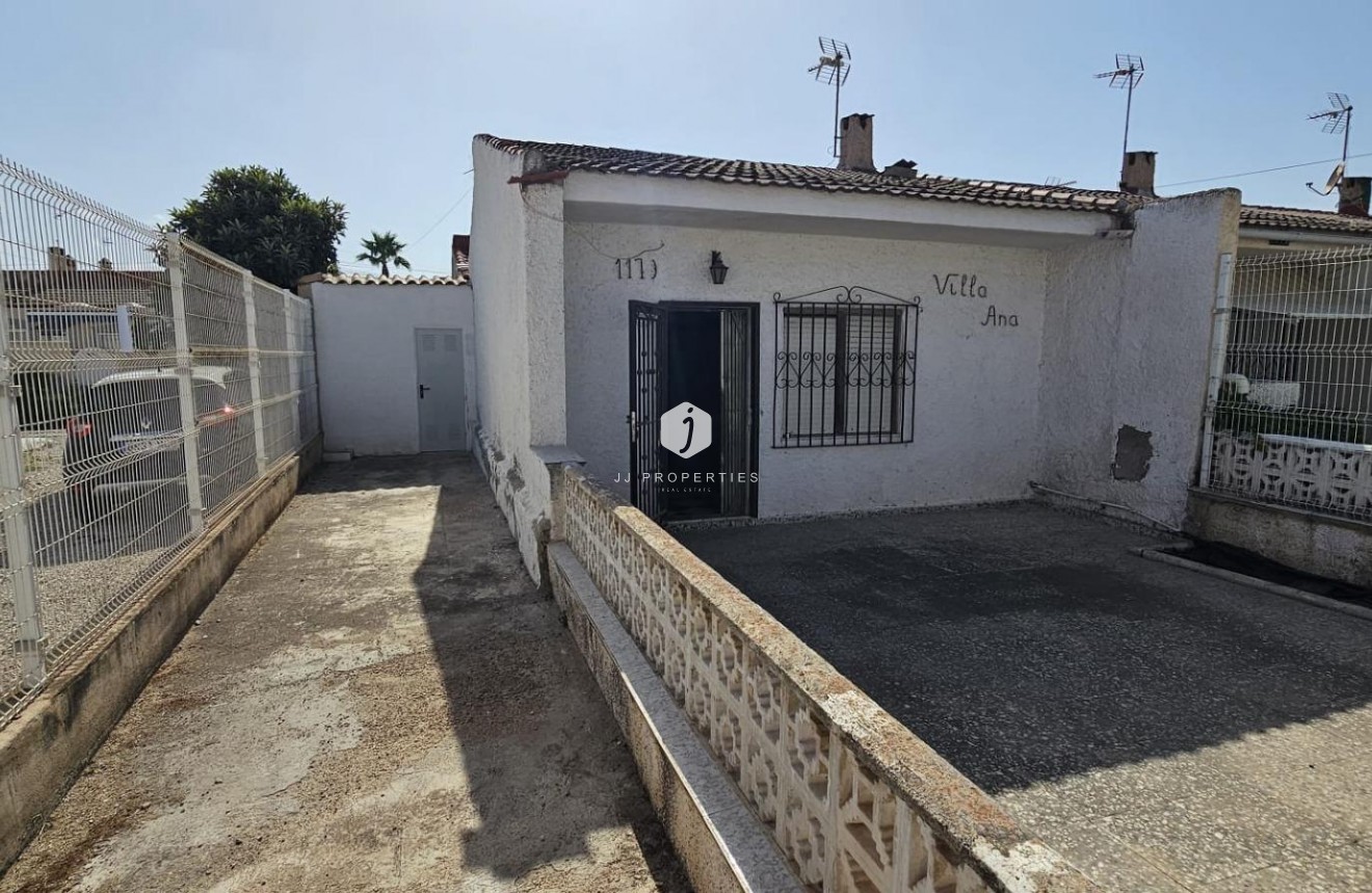 Aus zweiter Hand - Chalet -
Torrevieja - Torreta Florida