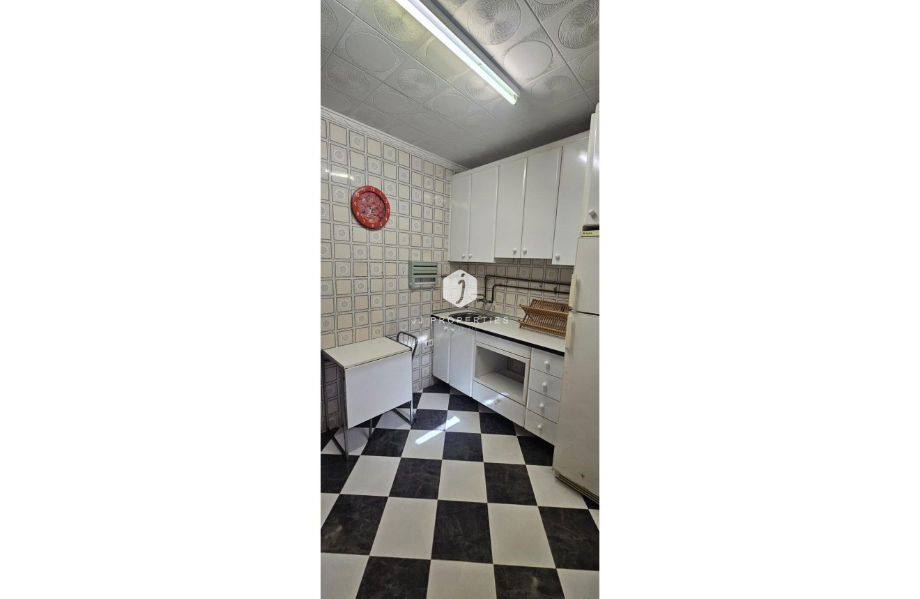 Aus zweiter Hand - Chalet -
Torrevieja - Torreta Florida