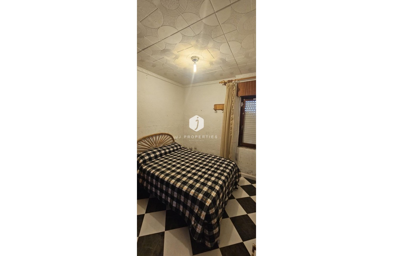 Aus zweiter Hand - Chalet -
Torrevieja - Torreta Florida