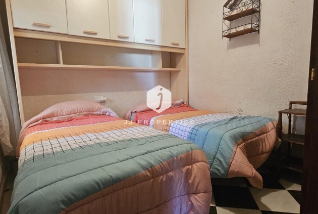 Aus zweiter Hand - Chalet -
Torrevieja - Torreta Florida