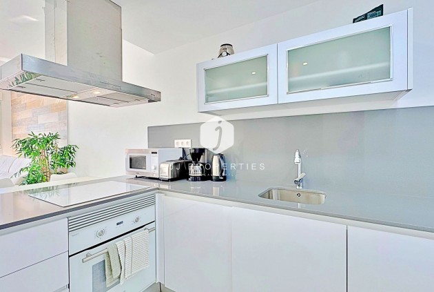 Resale - Chalet -
Torrevieja - Costa Blanca