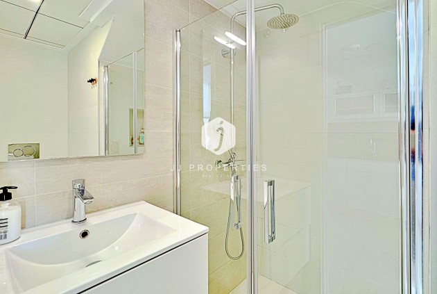 Resale - Chalet -
Torrevieja - Costa Blanca