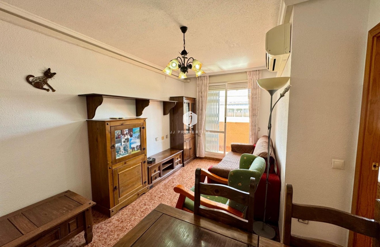 Aus zweiter Hand - Penthouse -
Torrevieja - Costa Blanca